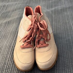 Sorel Women's Sneakers in Cream and Coral